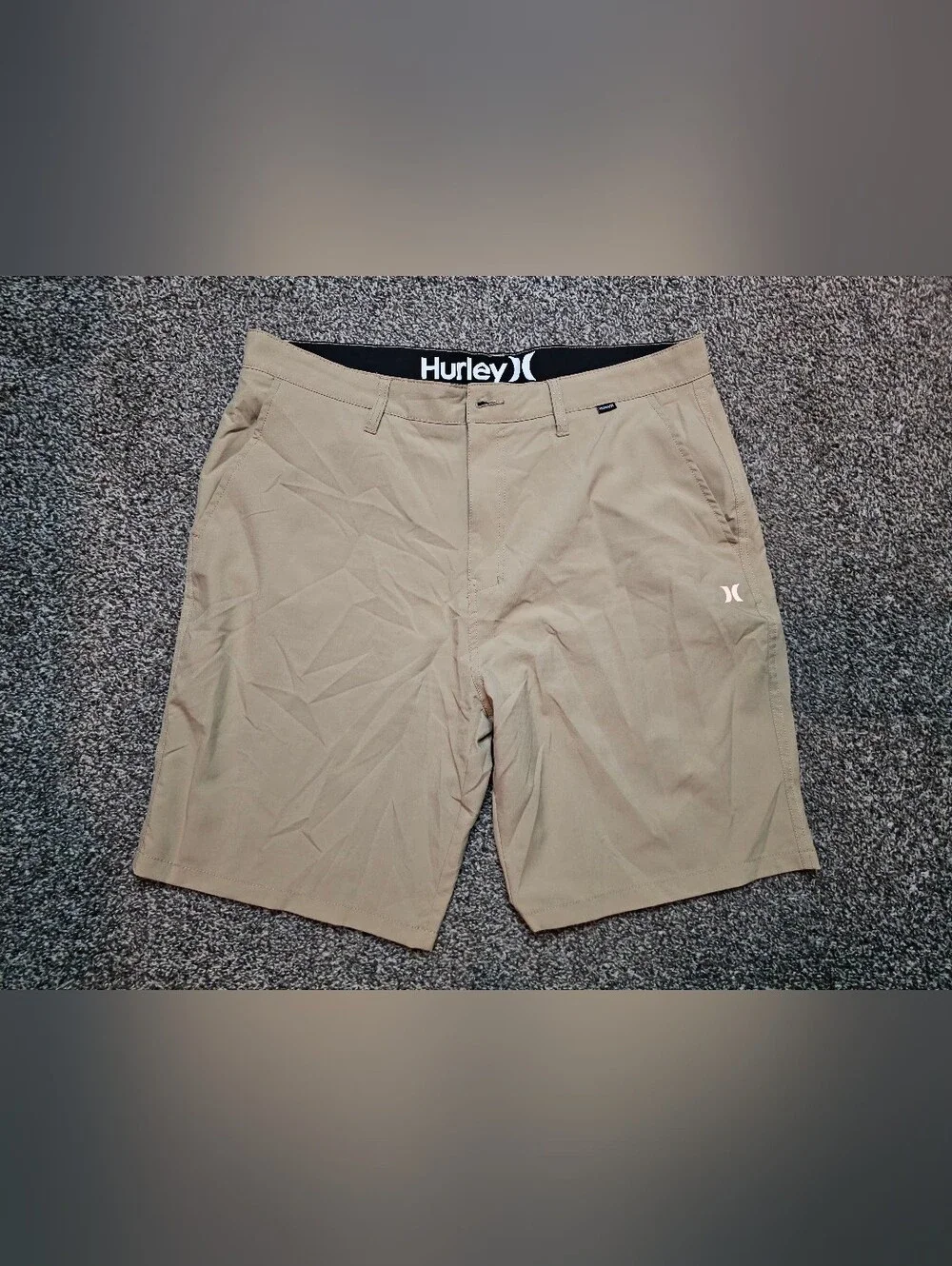 Hurley Men's Tan Hybrid Shorts sz 38